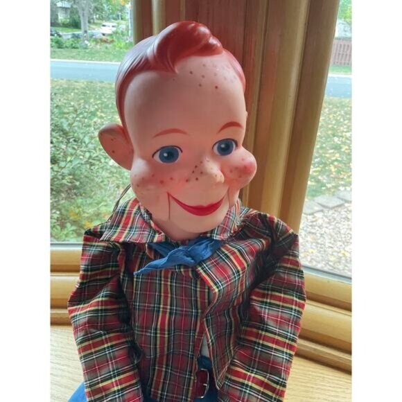 Vintage Howdy Doody Ventriloquist Doll With Blue Pants & Plaid Shirt - Picture 2 of 8